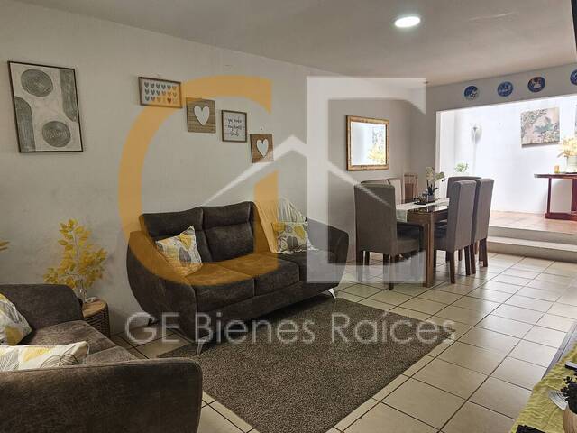 #22 - Casa para Venta en San José - SJ